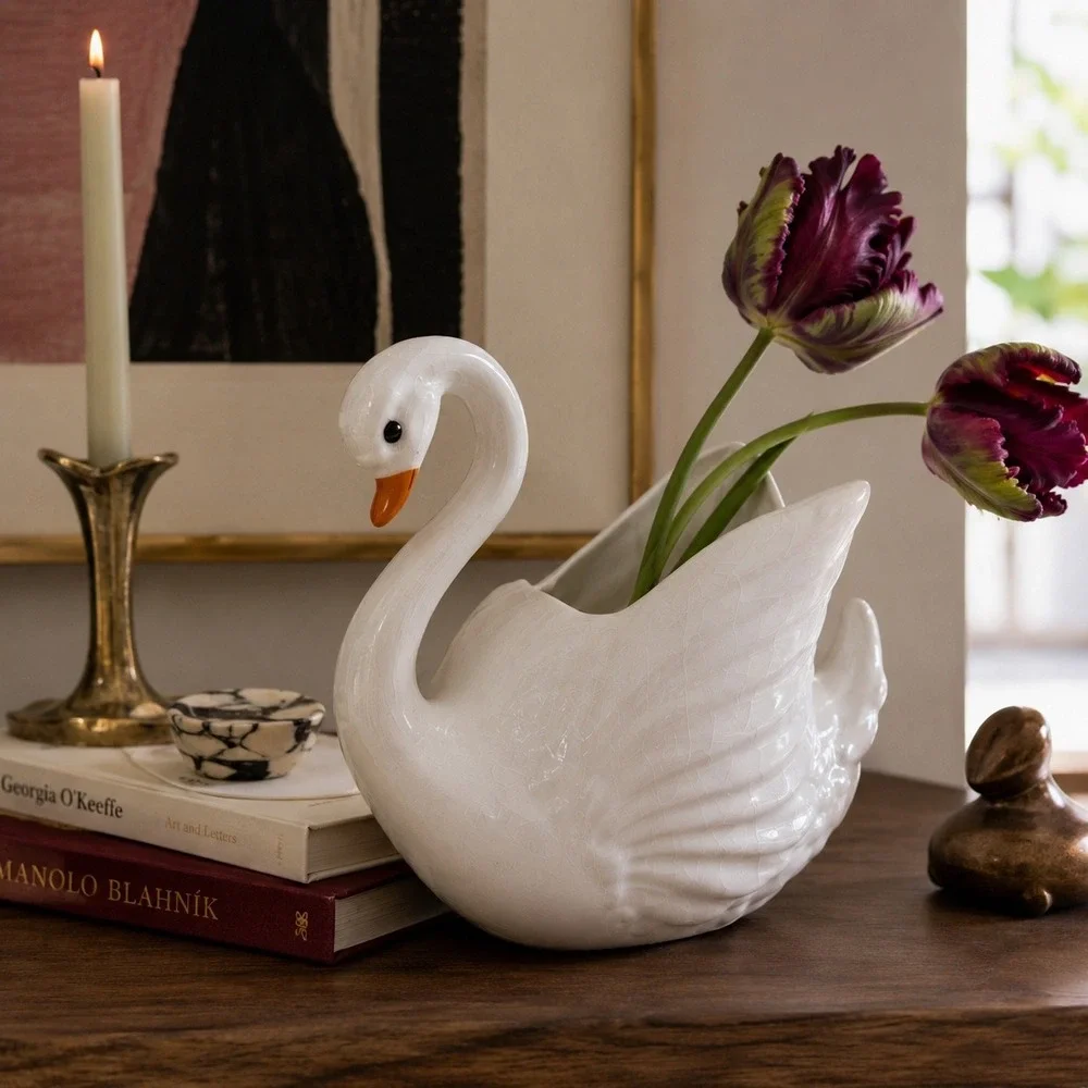 Vintage White Swan Planter Ceramic Cachepot Cottage Garden Floral Vase Decor